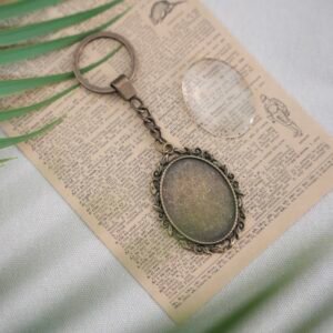 Oval Victorian-Style Keychain – Design 1