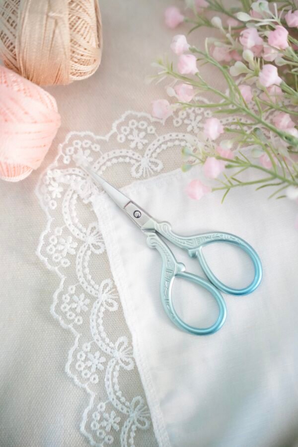 Vintage Sharp Embroidery Scissors - Style2