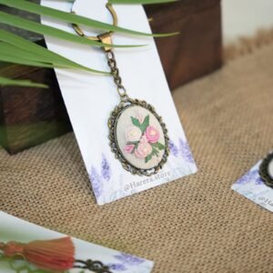 Victorian Embroidered Medallions - Style 19