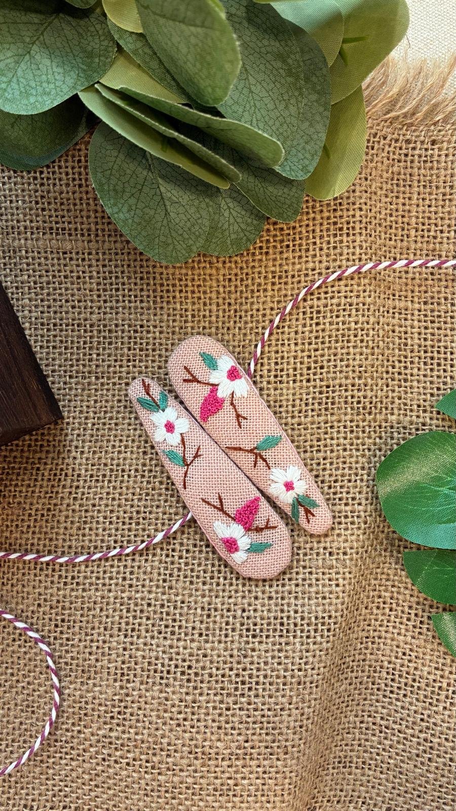 Embroidered Buckle - White Flower Style - Image 5