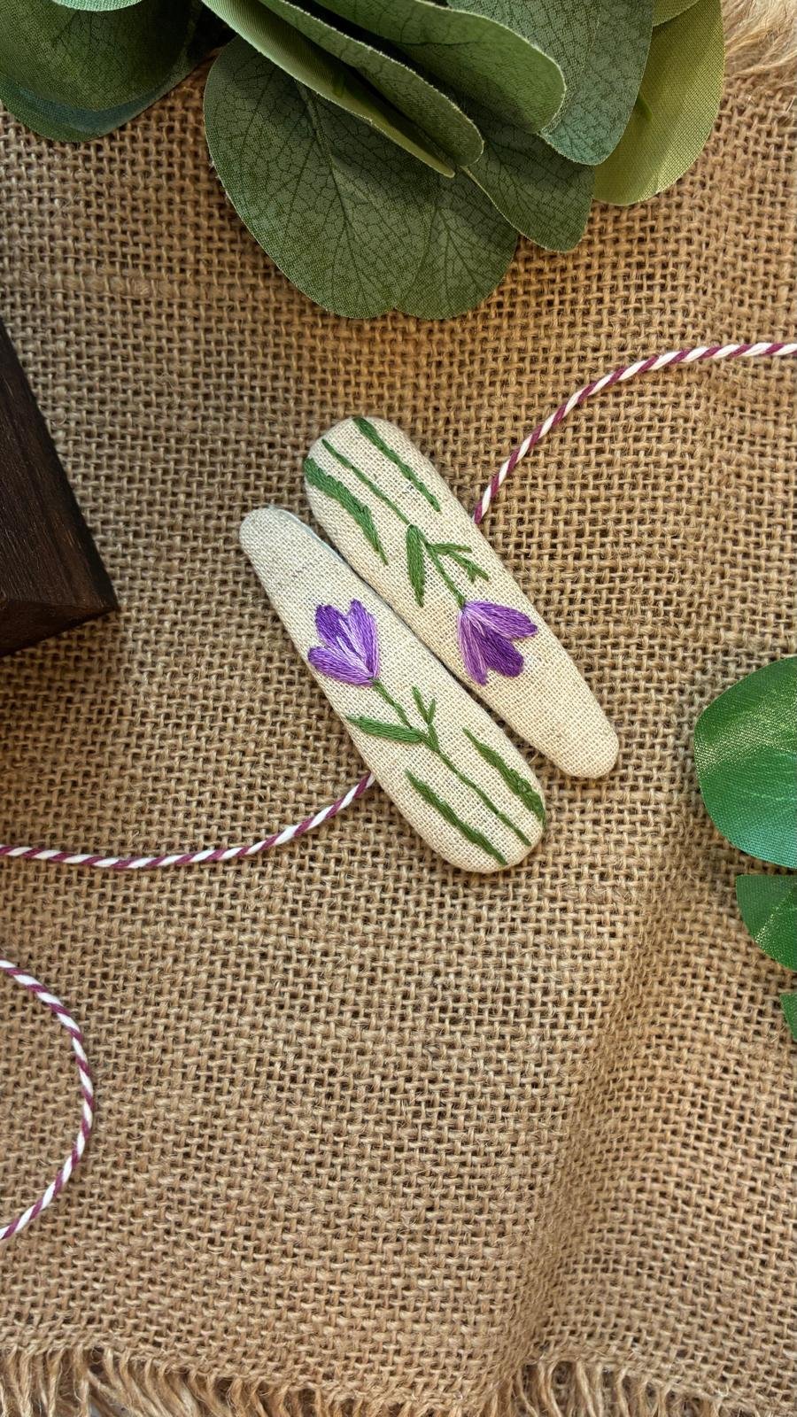 Embroidered Buckle - Purple Flower Style